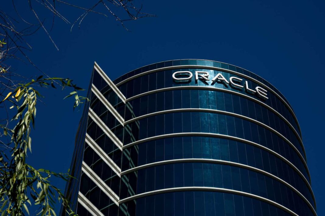 Oracle інвестує $6,5 млрд у хмарні сервіси Малайзії