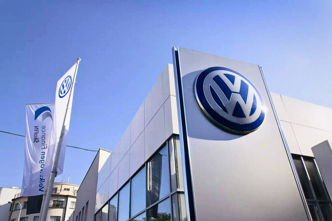 Volkswagen переживає труднощі через падіння продажів у 2024 році Складний рік для Volkswagen через скорочення витрат та конкуренцію