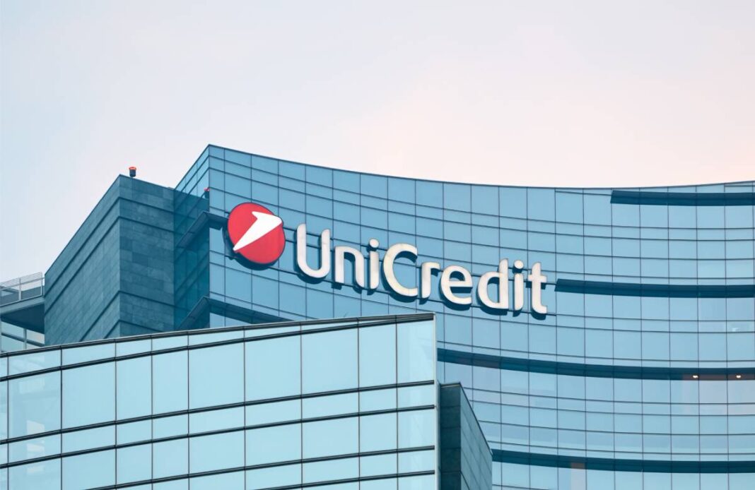 Акції UniCredit, однієї з провідних фінансових установ Європи