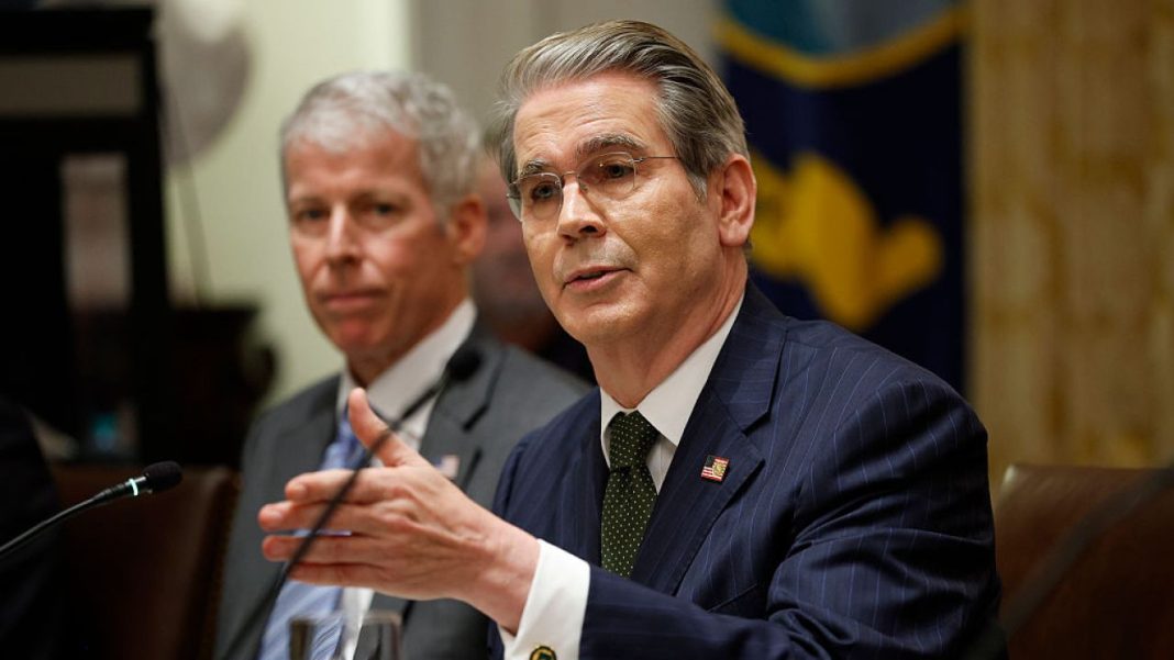 Українська делегація зустрілася з міністром фінансів США