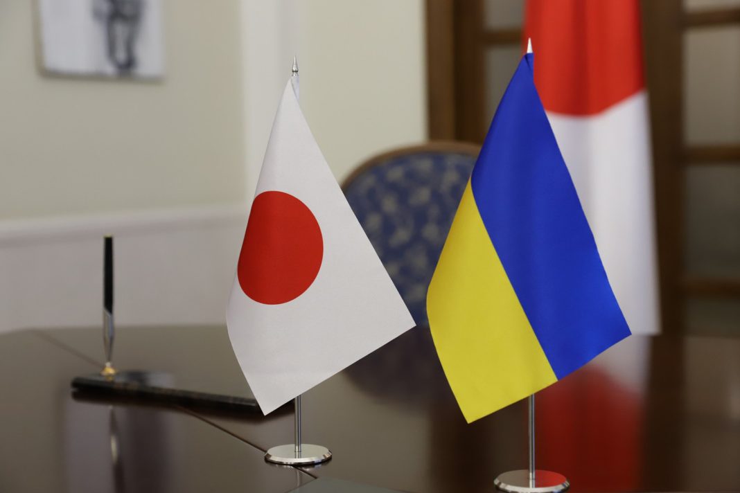 Допомога Україні від Японії та Канади