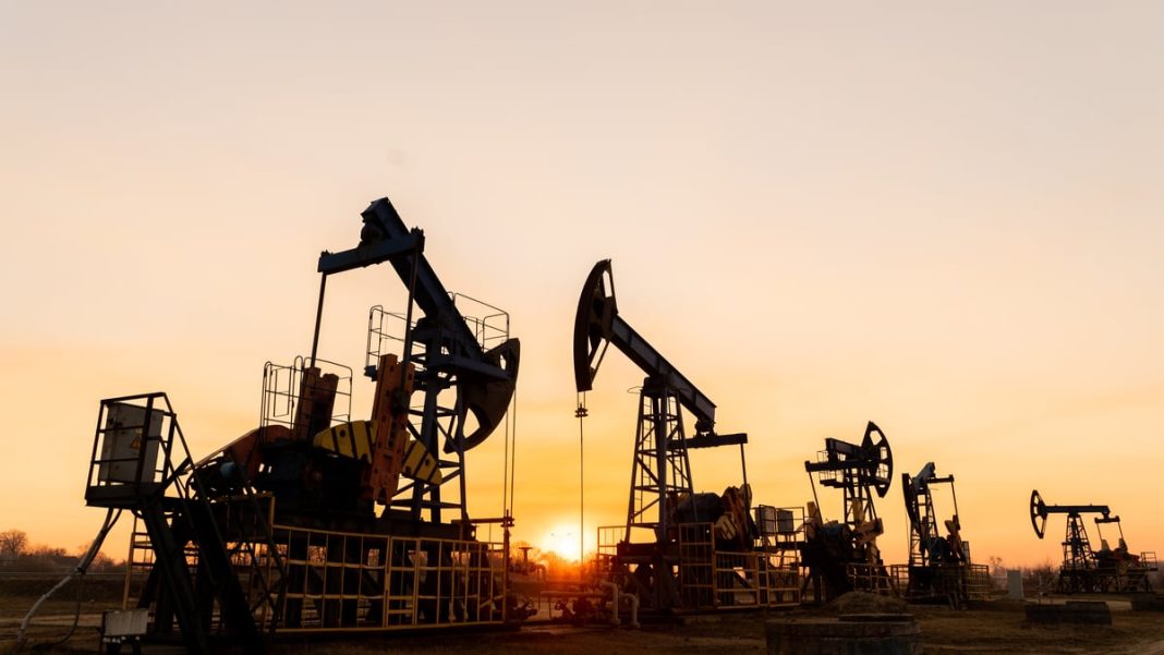 ОПЕК+ збільшить видобуток нафти