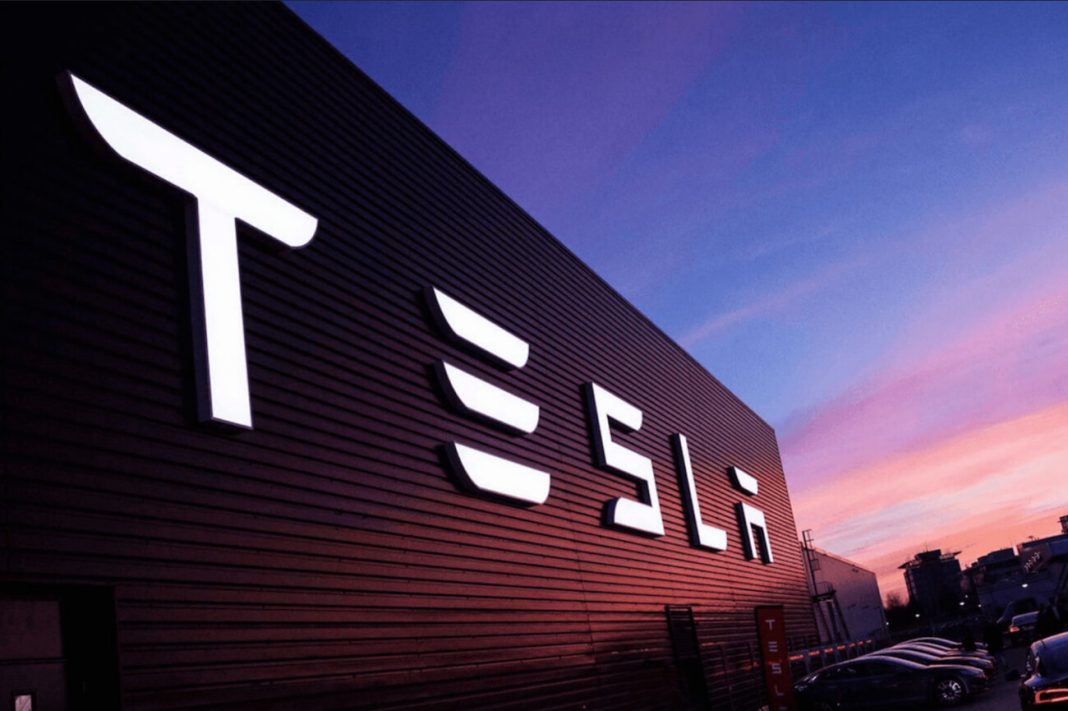 Акції Tesla